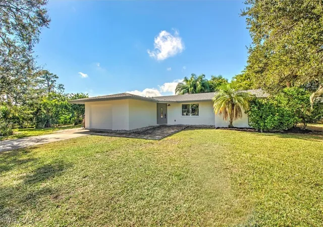 3rd image of 13787 River Forest Dr, Fort Myers, FL 33905 | MLS# 225000402