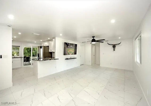 5th image of 13787 River Forest Dr, Fort Myers, FL 33905 | MLS# 225000402