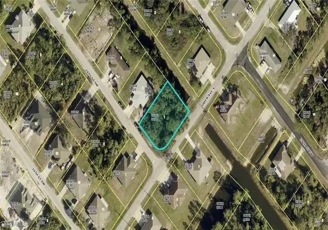 1st image of 5104/5106 29th St Sw, Lehigh Acres, FL 33973 | MLS# 225001989