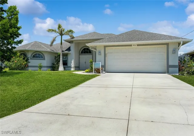 Photo 3 of Single family home for sale at 1921 Se 12th Street, Cape Coral, FL 33990 | MLS# 225038523 | Listing updated on 2025-06-11