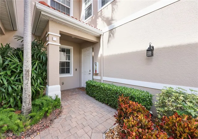 4th image of 7849 Hawthorne Dr, Naples, FL 34113