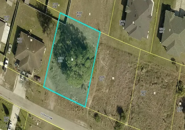 Photo 2 of Sale Pending at 4438 27Th St Sw, Lehigh Acres, FL 33973 | MLS# 2025002517 | Listing updated on 2025-11-07