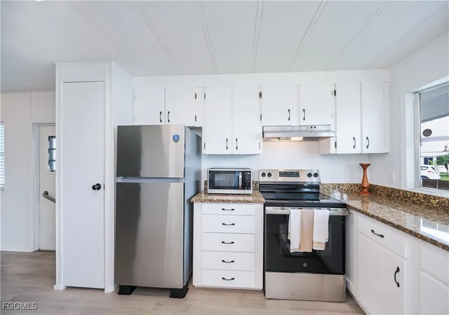 Photo 4 of Sale Pending at 3204 Pluto Cir, North Fort Myers, FL 33903 | MLS# 2025009694 | Listing updated on 2025-09-16