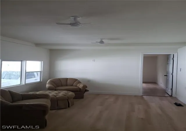 Photo 4 of Manufactured home for sale at 11 Muleshoe Trl #253, Naples, FL 34113 | MLS# 225074289 | Listing updated on 2025-11-05