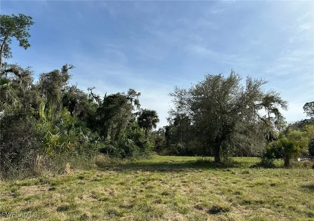 Land for sale at Secretariat Dr, La Belle, FL 33935 | MLS# 225003004 | Listing updated on 2025-01-10