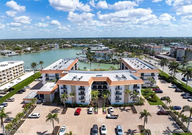 Condo for sale at 2900 Gulf Shore Blvd N #410, Naples, FL 34112 | MLS# 225022974 | Listing updated on 2025-03-16