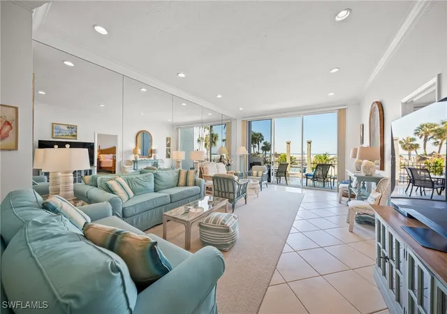 3rd image of 1212 Benjamin Franklin Dr #102, Sarasota, FL 34236 | MLS# 225013174