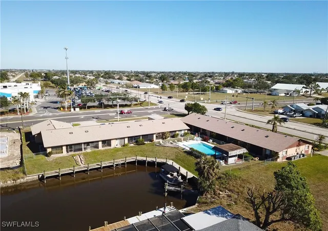 24th image of 804 Mohawk Pkwy #103, Cape Coral, FL 33914 | MLS# 225010028