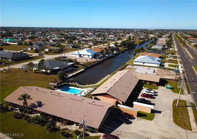 3rd image of 804 Mohawk Pkwy #103, Cape Coral, FL 33914 | MLS# 225010028