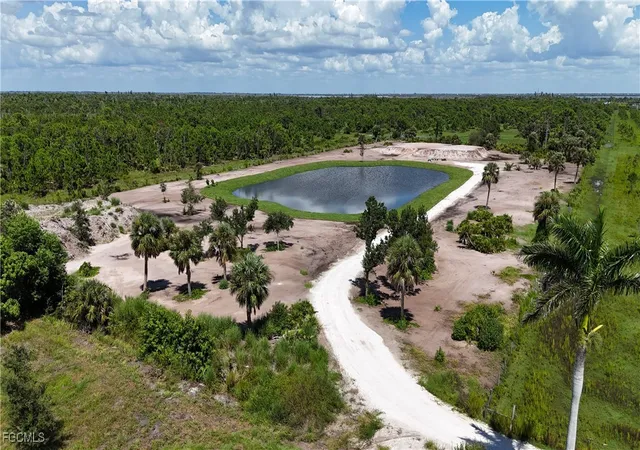 2nd image of 6455 Stringfellow Rd, Saint James City, FL 33956 | MLS# 225053010