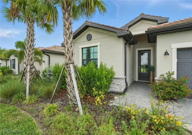 2nd image of 13952 Hunter Oak Dr, Fort Myers, FL 33913 | MLS# 225052217