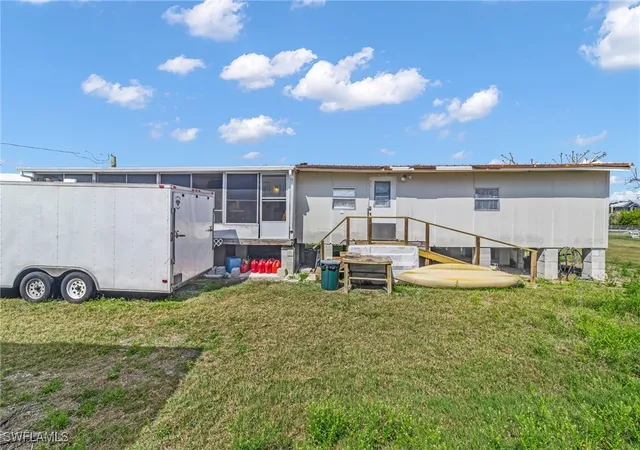 Photo 1 of Manufactured home for sale at 224 Mamie St, Chokoloskee, FL 34138 | MLS# 225020414 | Listing updated on 2026-06-11