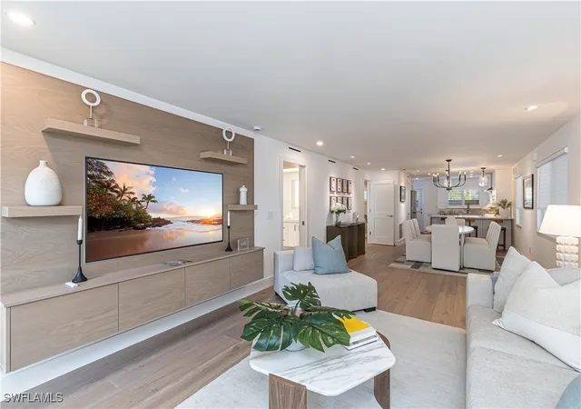 Photo 1 of Condo for sale at 320 14th Ave S #320E, Naples, FL 34102 | MLS# 225020277 | Listing updated on 2026-06-21