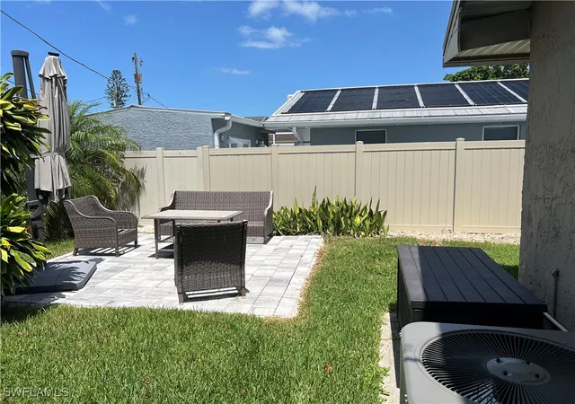 Photo 3 of Sale Pending at 814 107th Avenue N, Naples, FL 34108 | MLS# 225014829 | Listing updated on 2025-10-20
