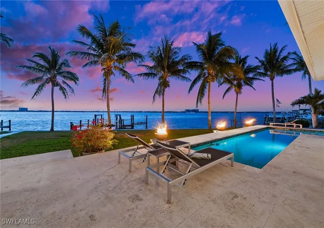 2nd image of 5625 Riverside Dr, Cape Coral, FL 33904 | MLS# 225043715