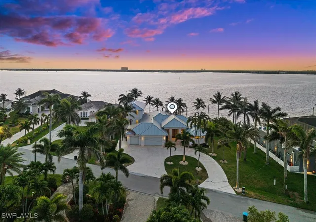 Homes for sale in Cape Coral, FL | 5625 Riverside Dr, Cape Coral, FL 33904 | MLS# 225043715