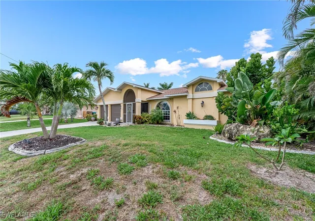 Homes for sale in Cape Coral, FL | 2812 Sw 29th Ave, Cape Coral, FL 33914 | MLS# 225051859