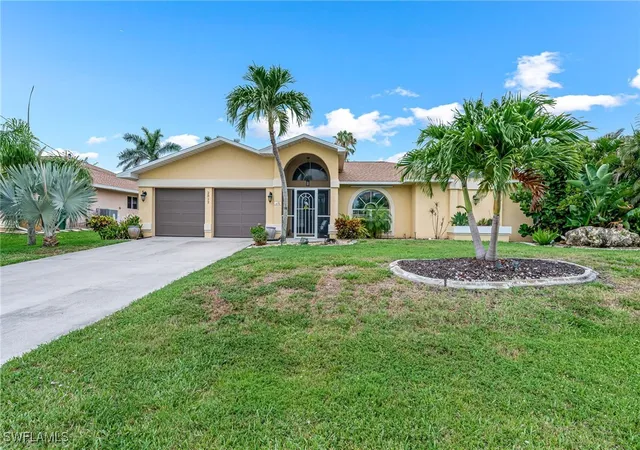 Homes for sale in Cape Coral, FL | 2812 Sw 29Th Ave, Cape Coral, FL 33914 | MLS# 225051859
