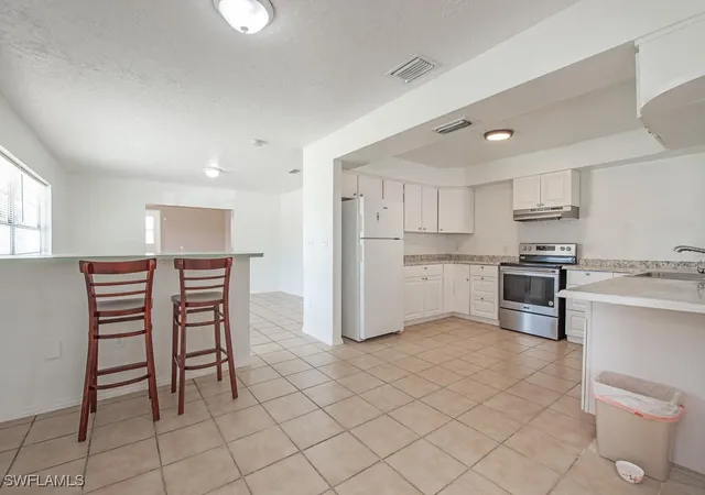 5th image of 11596 Pawley Ave, Bonita Springs, FL 34135 | MLS# 225053312