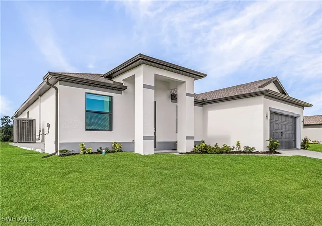 2nd image of 979 Admiral Bull Halsey Ave, Labelle, FL 33935 | MLS# 223067070