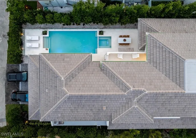 50th image of 128 1st Ave S, Naples, FL 34102 | MLS# 224012251