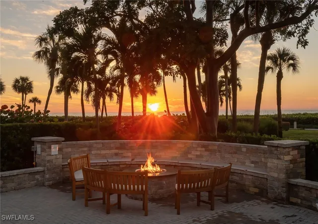 3rd image of 4021 Gulf Shore Blvd N #V-16, Naples, FL 34103 | MLS# 225005003