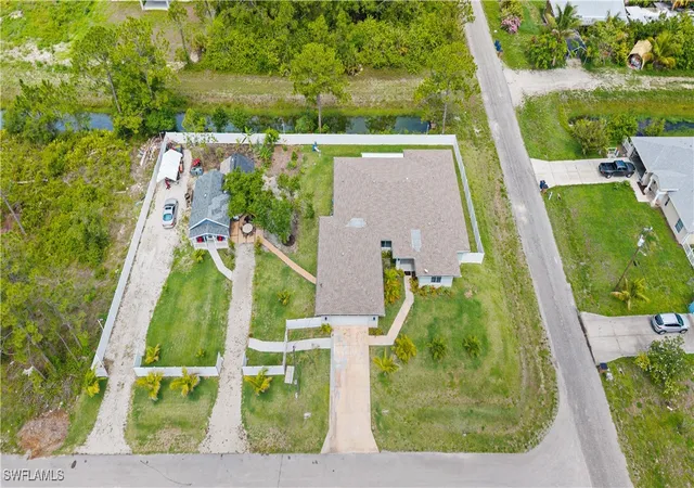 4th image of 304 Bradley Ave, Lehigh Acres, FL 33974 | MLS# 225053598