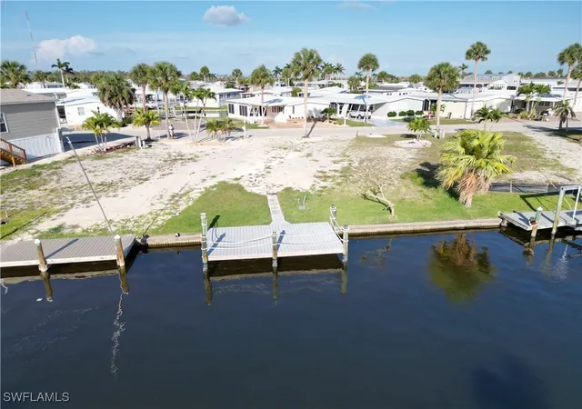 5th image of 17630 Peppard Dr, Fort Myers Beach, FL 33931 | MLS# 225053888