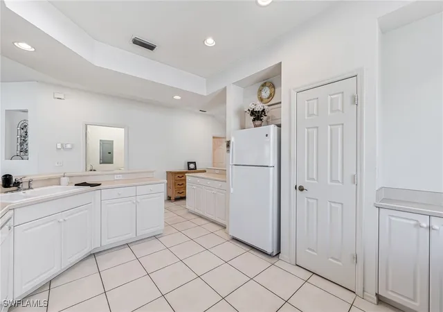 Photo 4 of Condo for sale at 25778 Lake Amelia Way #201, Bonita Springs, FL 34135 | MLS# 224092155 | Listing updated on 2026-01-24