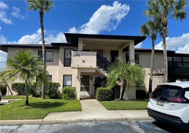 Photo 2 of Condo for sale at 1070 Villa Dr #D201, Labelle, FL 33935 | MLS# 224057543 | Listing updated on 2026-09-25