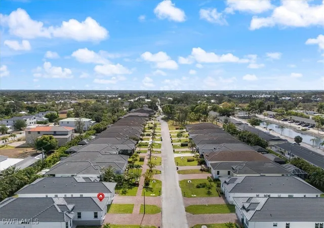 Photo 2 of Single family home for sale at 2537 Linda Dr, Naples, FL 34112 | MLS# 225002133 | Listing updated on 2026-07-08