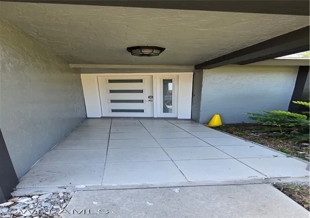 Photo 2 of Single family home for sale at 1610 Cornwallis Pkwy, Cape Coral, FL 33904 | MLS# 225045341 | Listing updated on 2026-04-15