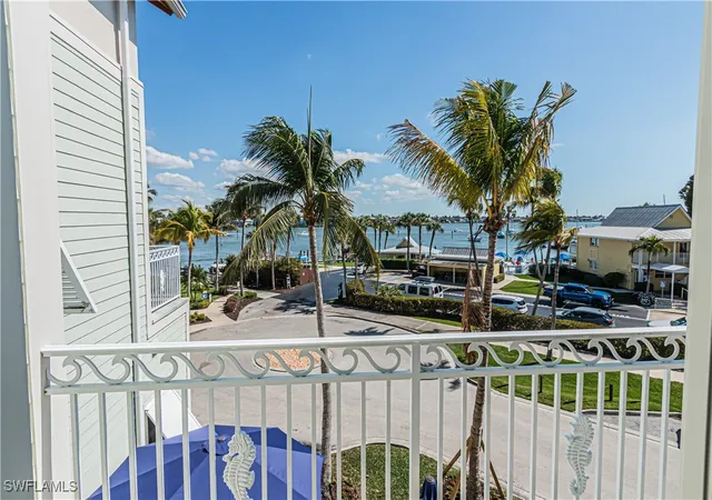 Listing Photo 1 - Condo for sale in building located at 1001 10Th Ave S, Naples, FL 34102 - Unit #211