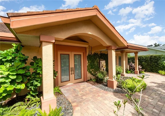 Photo 4 of Single family home for sale at 15854 Gleneagle Ct, Fort Myers, FL 33908 | MLS# 224047679 | Listing updated on 2026-09-27