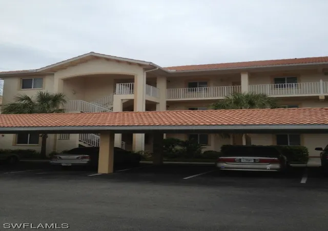 Condominium at 7808 Regal Heron Cir #202, Naples, FL 34104 | MLS# 213509902 | | Sold on 2014-02-20