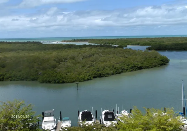 Condominium at 13105 Vanderbilt Dr #901, Naples, FL 34110 | MLS# 213510298 | | Sold on 2015-02-27