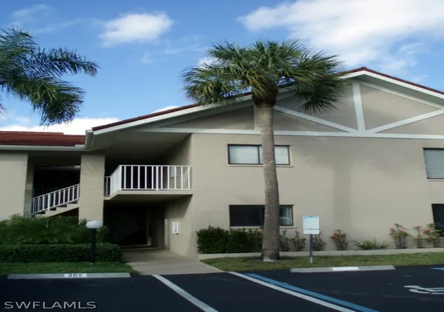 Condominium at 9635 Eaton Gardens Ln #106, Fort Myers, FL 33919 | MLS# 215006956 | | Sold on 2015-04-27