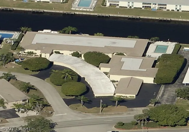 Condominium at 1345 Se 40Th Ter #1G, Cape Coral, FL 33904 | MLS# 215010429 | | Sold on 2015-12-10