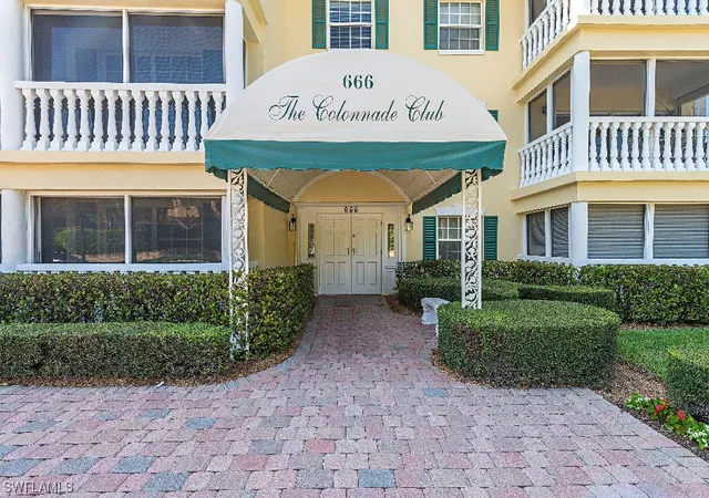 Condominium at 666 3Rd St S #301, Naples, FL 34102 | MLS# 215064717 | | Sold on 2016-01-08