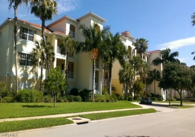 Condominium at 4843 Hampshire Ct #103, Naples, FL 34112 | MLS# 215055696 | | Sold on 2016-01-26