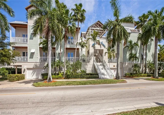 Townhouse at 1001 10Th Ave S #G-3, Naples, FL 34102 | MLS# 216020028 | | Sold on 2016-07-18