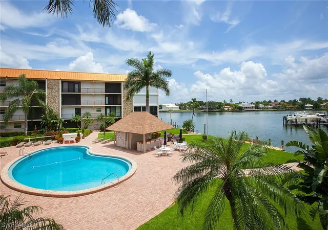 Condominium at 2900 Gulf Shore Blvd N #216, Naples, FL 34103 | MLS# 216045257 | | Sold on 2017-05-03