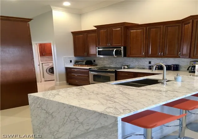 Condominium at 200 Vintage Cir #D-502, Naples, FL 34119 | MLS# 217020592 |  | Sold on 2017-07-27