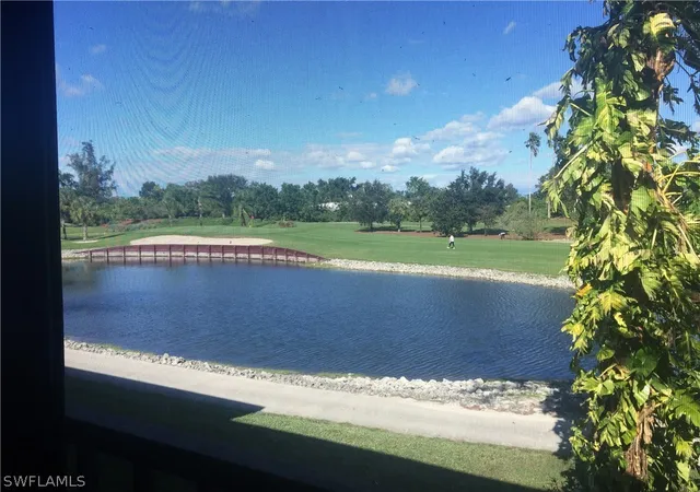 Condominium at 5885 Trailwinds Dr #725, Fort Myers, FL 33907 | MLS# 217076408 | | Sold on 2018-04-05