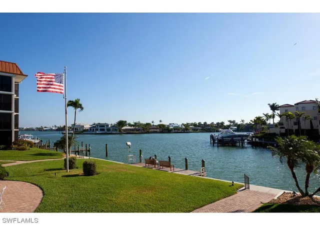 Condominium at 2900 Gulf Shore Blvd N #103, Naples, FL 34103 | MLS# 218025574 | | Sold on 2019-02-25