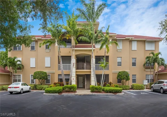 Condominium at 1518 Sw 50Th St #102, Cape Coral, FL 33914 | MLS# 219046956 | | Sold on 2019-08-30