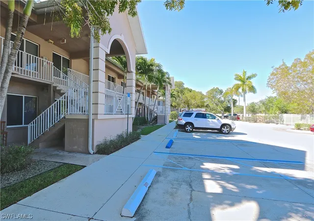 Condominium at 5480 16Th Pl Sw #212, Naples, FL 34116 | MLS# 219079892 | | Sold on 2020-09-01