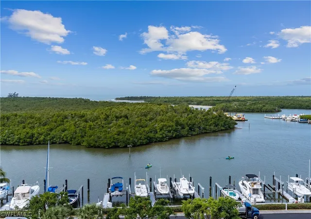 Condominium at 13105 Vanderbilt Dr #805, Naples, FL 34110 | MLS# 220062554 | | Sold on 2021-02-26