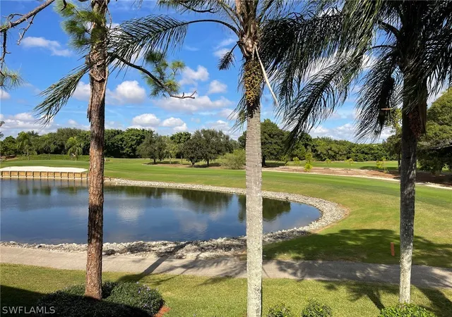 Condominium at 5885 Trailwinds Dr #726, Fort Myers, FL 33907 | MLS# 221081416 | | Sold on 2021-12-14