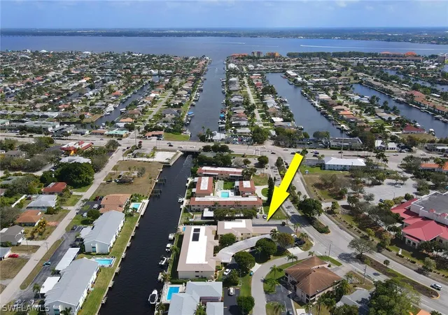 Condominium at 1345 Se 40Th Ter #2C, Cape Coral, FL 33904 | MLS# 222007347 | | Sold on 2022-04-20